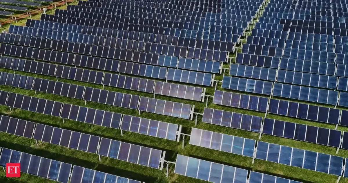 French Agrivoltaic Study Shows Solar Panels Protect Nectarine Orchards From Spring Frost